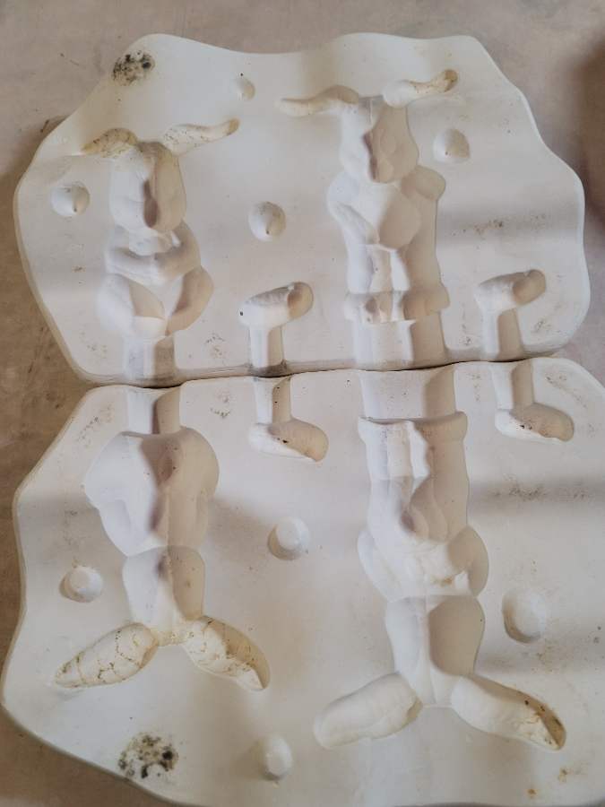 Dona's · D308 · Soft sculpture bunnies · Ceramic Mold — All pieces
