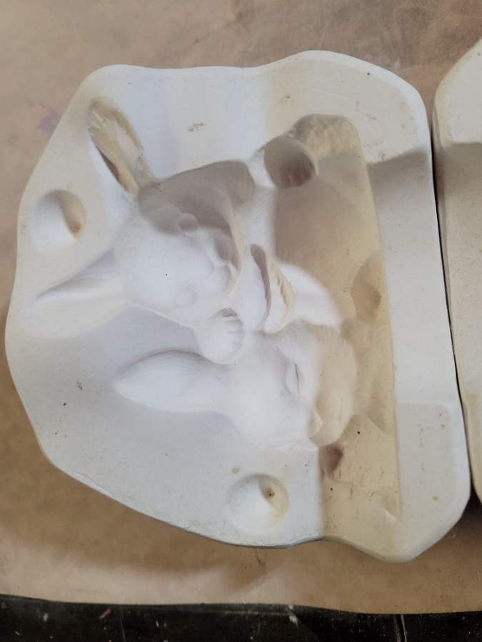 Scioto · S424 · Bunnies · Ceramic Mold — Casting cavity