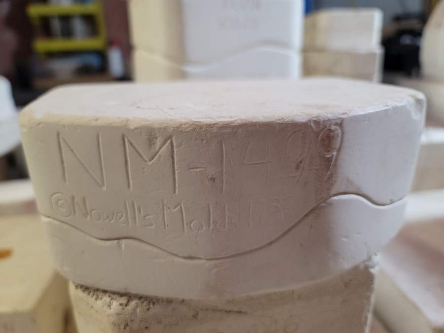 Nowell's · NM1499 · Bears · Ceramic Mold — Markings & mold number