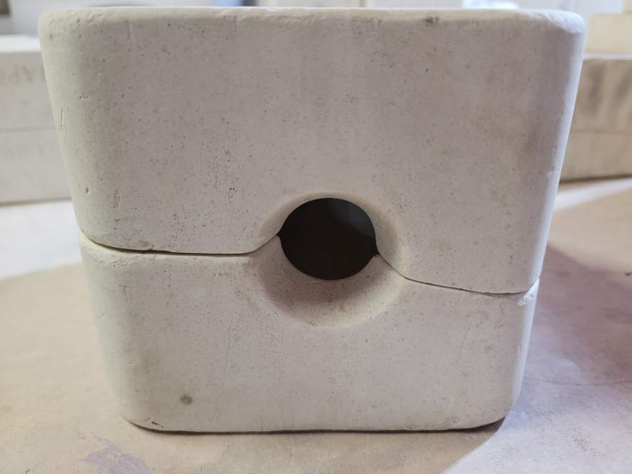 Pocahontas · 219 · Plain duck · Ceramic Mold — Sides & seams