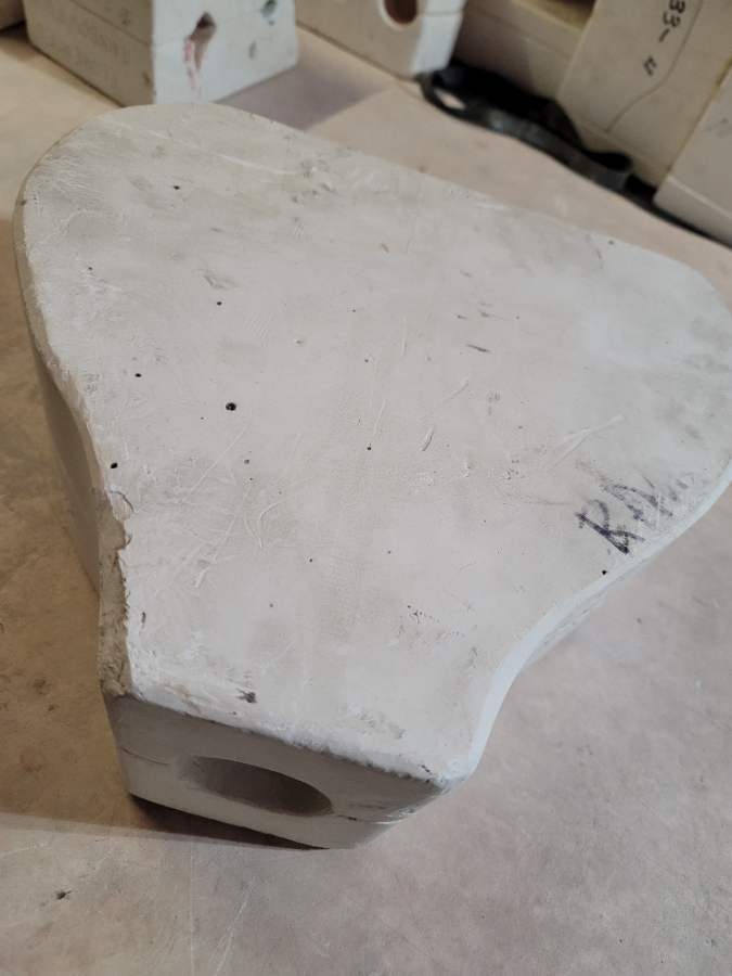Doc Holliday · 622 · Ram decorative vessel · Ceramic Mold — Exterior